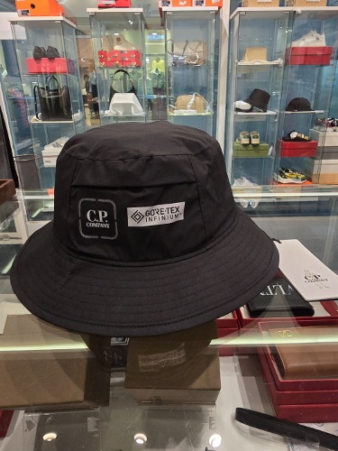 C.P. Metropolis Series GORE-TEX INFINIUM™ Bucket Hat